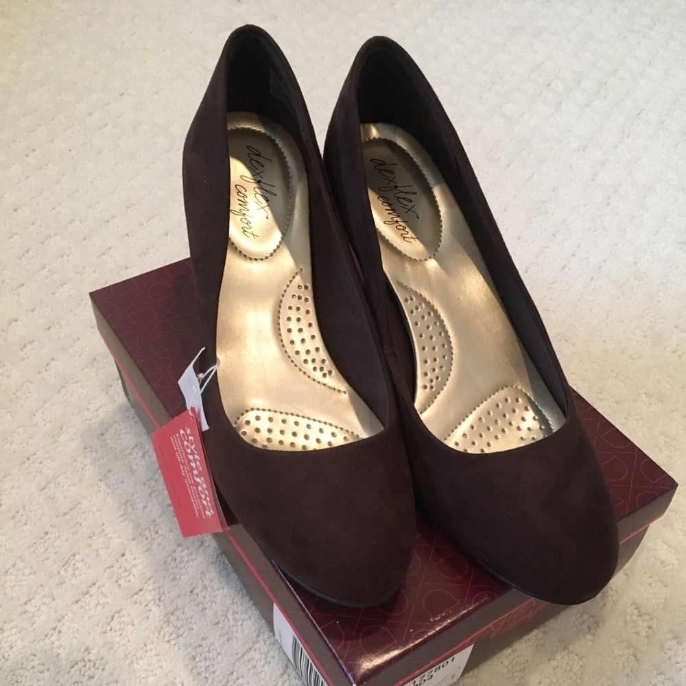 Brown Suede Round-toed Karma Heels